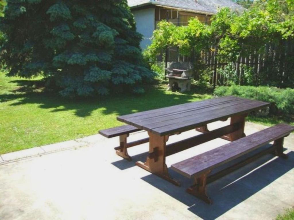 Gyongyvirag Vendeghaz Daire Balatonboglár Oda fotoğraf
